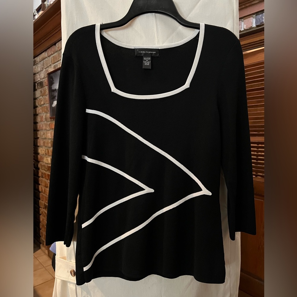 Cable & Gage Black and White Top - Size M